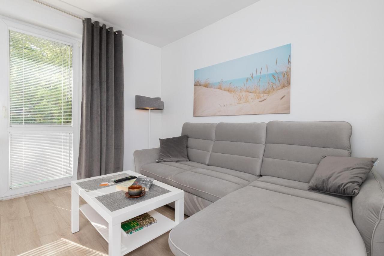 Gdanska Two-Bedroom Apartment Brzezno Beach By Noclegi Renters Exterior foto